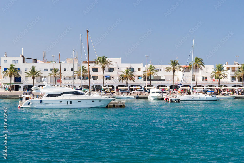 1000_F_101672147_5ACYJ1AWEKlaBIQXhdZQtKIRBvdmxP5s